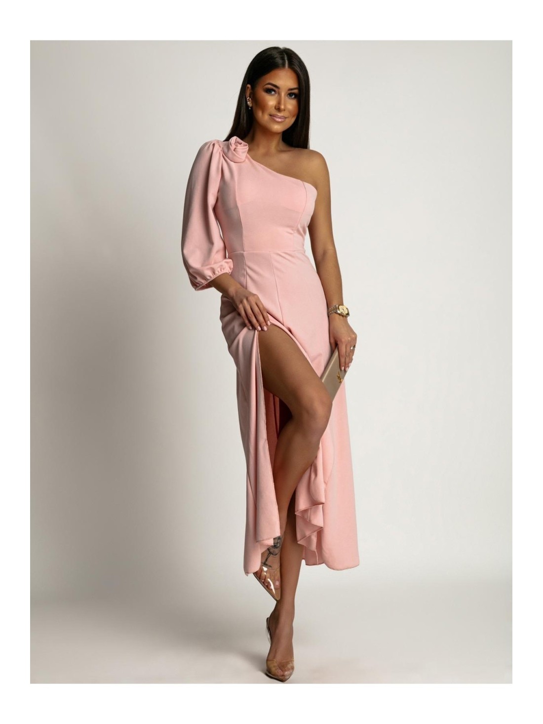 Maxi dress with an asymmetrical neckline, powder pink AZR241089